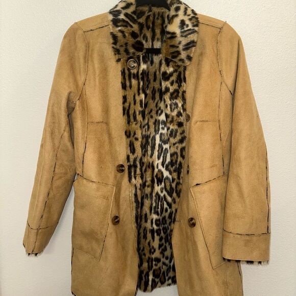 Guess Annette Reversible Coat - Cheetah Print - Picture 11 of 13